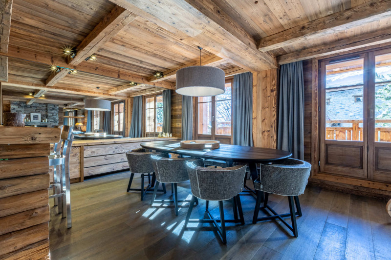 _lv_images__lot_0002340162_05_18556736