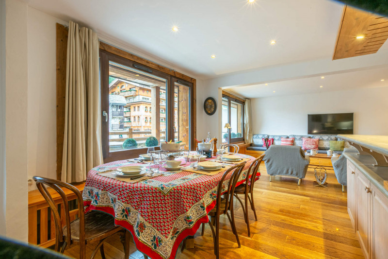 _lv_images__lot_0002340165_01_18359420 _lv_images__lot_0002340165_01_18359420