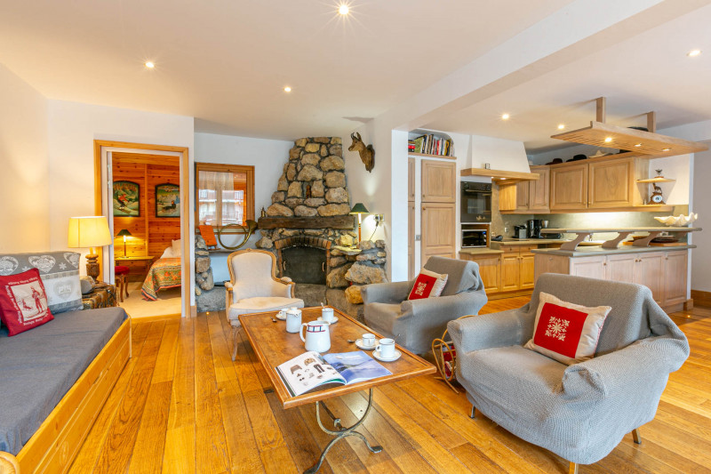 _lv_images__lot_0002340165_02_18075289 _lv_images__lot_0002340165_02_18075289