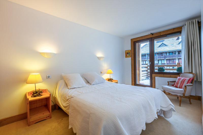 _lv_images__lot_0002340165_08_18395286 _lv_images__lot_0002340165_08_18395286