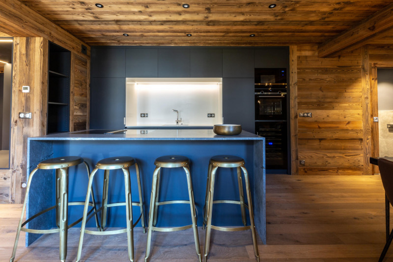 _lv_images__lot_0002340172_06_18306363 _lv_images__lot_0002340172_06_18306363