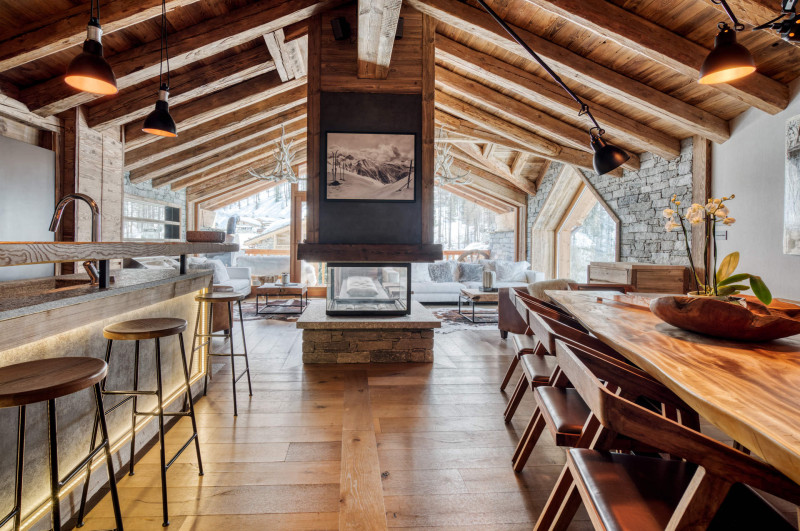 _lv_images__lot_0002340175_02_18430200