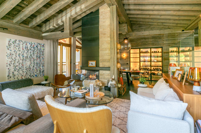 _lv_images__lot_0002340178_06_17424560