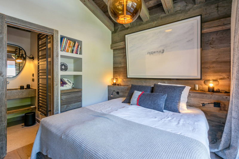 _lv_images__lot_0002340178_11_17827903