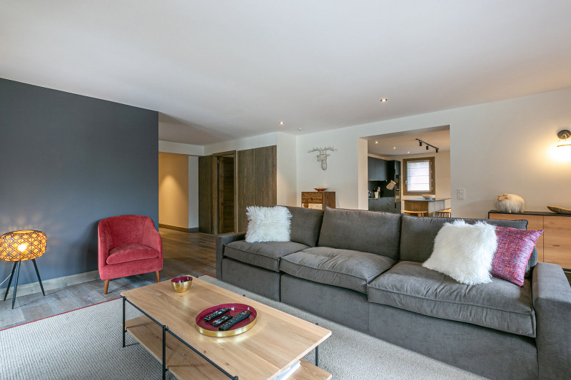 _lv_images__lot_0002340181_03_18277258 _lv_images__lot_0002340181_03_18277258