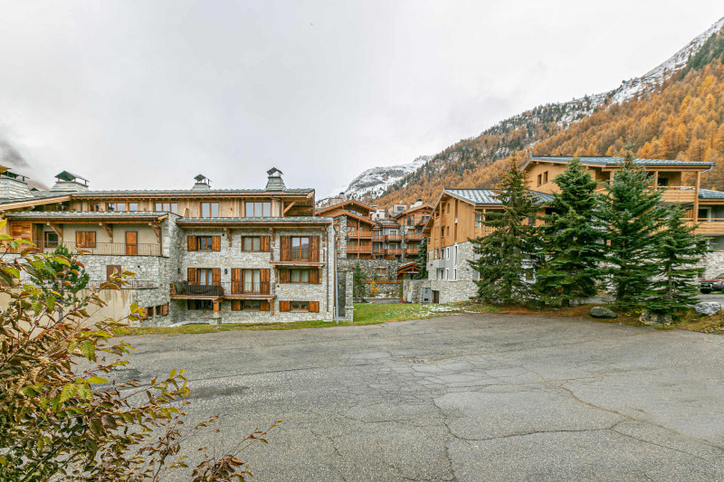 _lv_images__lot_0002340186_12_18394132 _lv_images__lot_0002340186_12_18394132