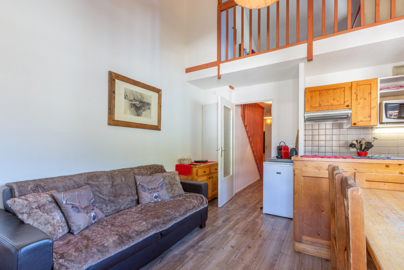 _lv_images__lot_0002340188_01_17410868 _lv_images__lot_0002340188_01_17410868