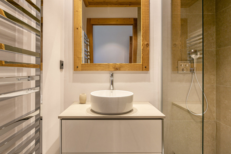 _lv_images__lot_0002340209_11_17399352 _lv_images__lot_0002340209_11_17399352