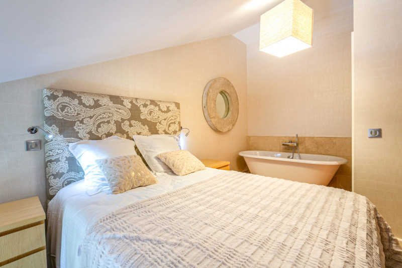 _lv_images__lot_0002340235_09_17419800 _lv_images__lot_0002340235_09_17419800