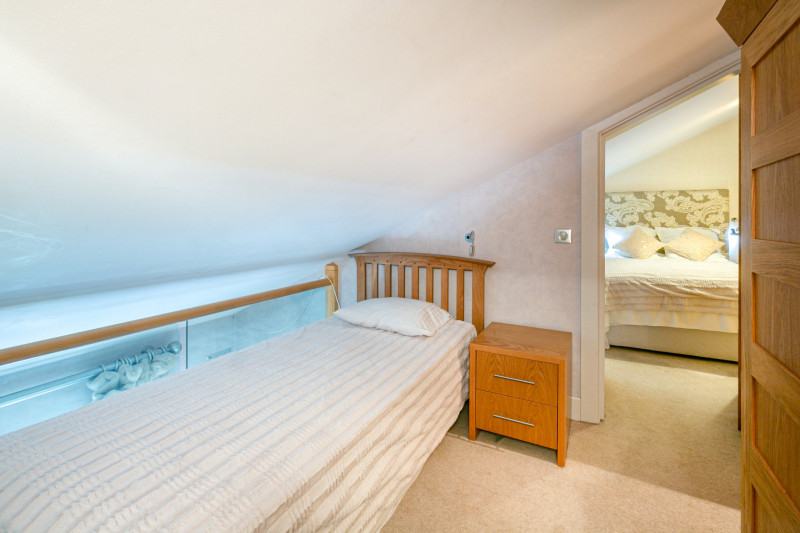 _lv_images__lot_0002340235_11_17367695 _lv_images__lot_0002340235_11_17367695