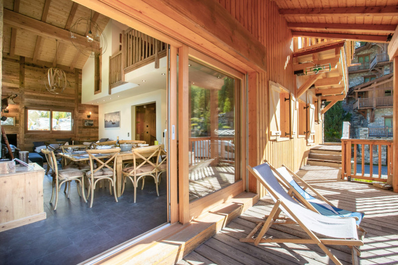 _lv_images__lot_0002340237_14_18468127