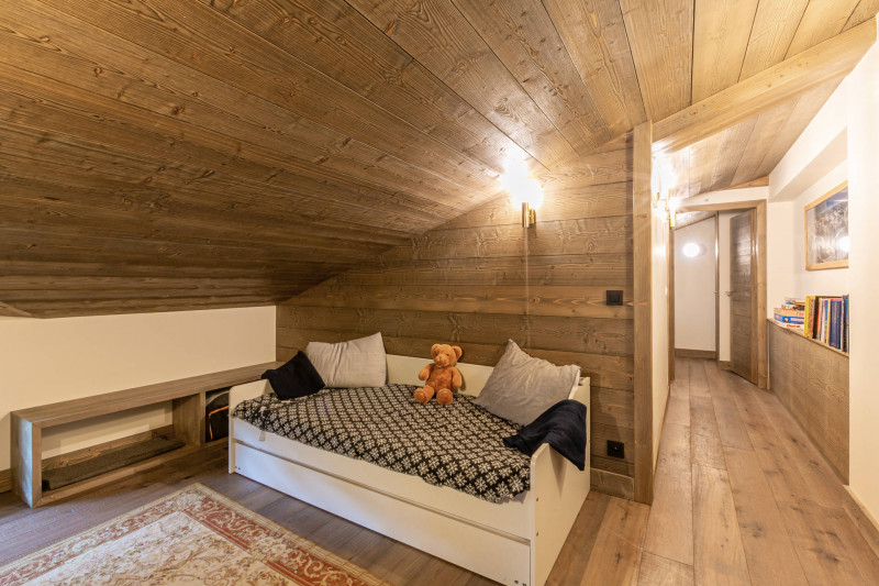 _lv_images__lot_0002340249_11_17384243 _lv_images__lot_0002340249_11_17384243