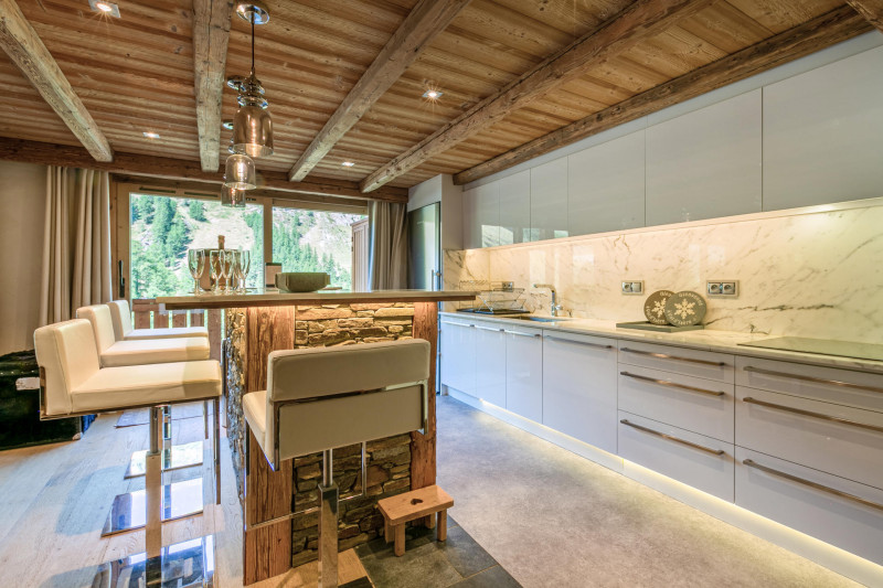 _lv_images__lot_0002340250_08_17366184 _lv_images__lot_0002340250_08_17366184