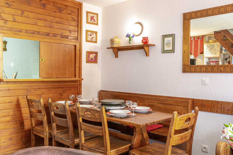 _lv_images__lot_0002340254_04_17409929 _lv_images__lot_0002340254_04_17409929