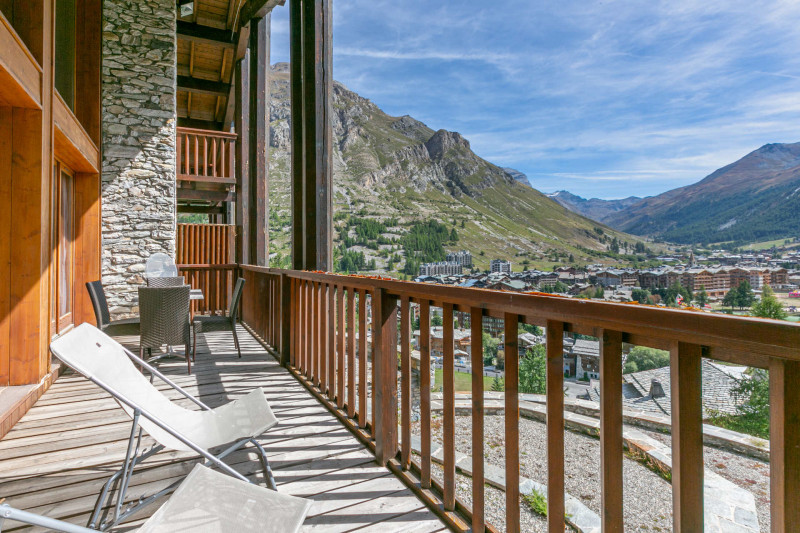 _lv_images__lot_0002340255_15_17436073