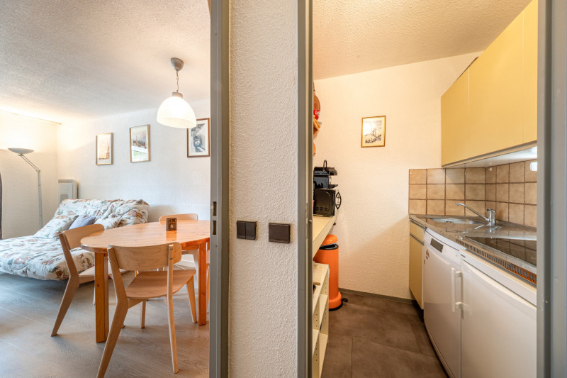 _lv_images__lot_0002340257_07_17124446 _lv_images__lot_0002340257_07_17124446