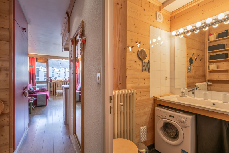 _lv_images__lot_0002340259_09_17445307