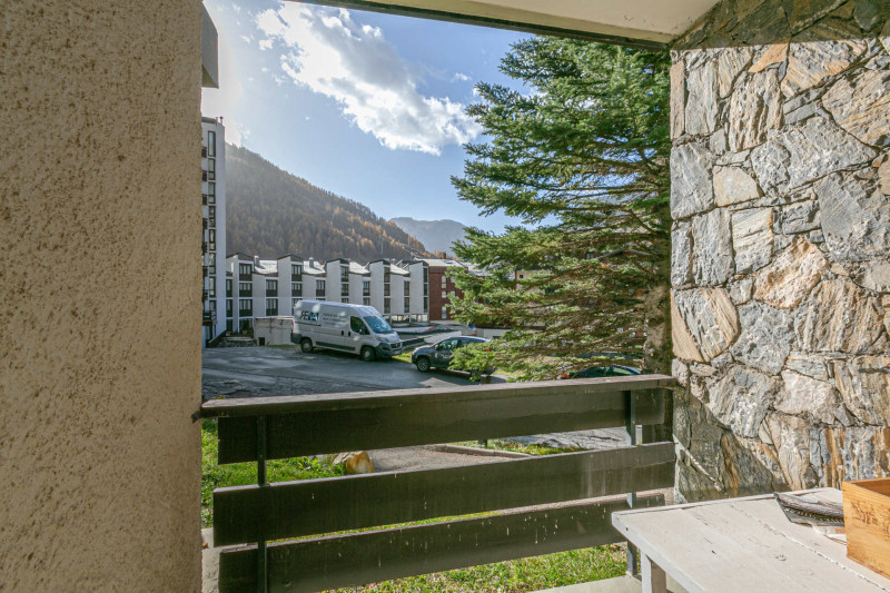 _lv_images__lot_0002340259_11_18002790