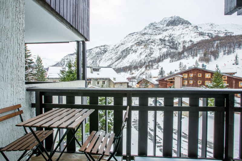 _lv_images__lot_0002340261_09_18487246