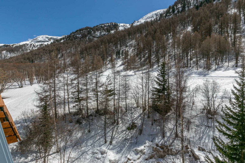 _lv_images__lot_0002340264_14_18518309