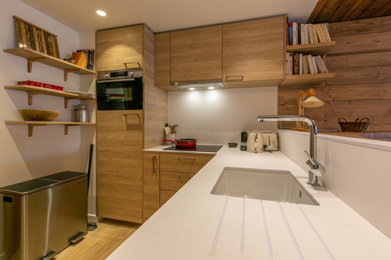 _lv_images__lot_0002340266_07_17402207