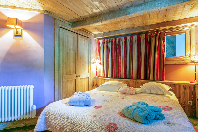 _lv_images__lot_0002340271_14_17433118