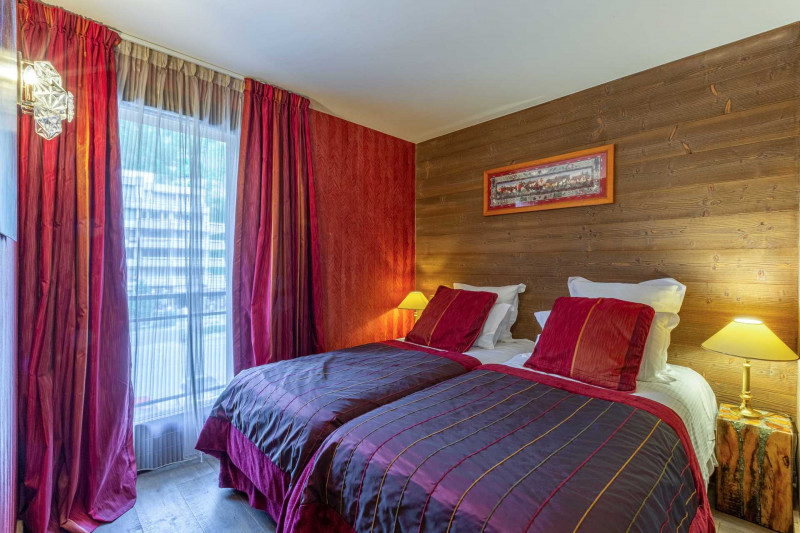 _lv_images__lot_0002340274_11_17366632 _lv_images__lot_0002340274_11_17366632