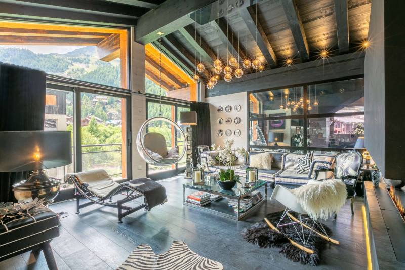 _lv_images__lot_0002340275_01_18304012 _lv_images__lot_0002340275_01_18304012