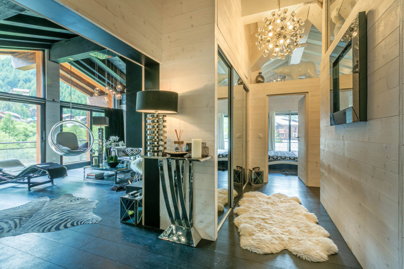 _lv_images__lot_0002340275_06_18304017 _lv_images__lot_0002340275_06_18304017