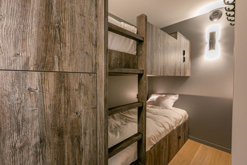 _lv_images__lot_0002340277_08_17367419 _lv_images__lot_0002340277_08_17367419