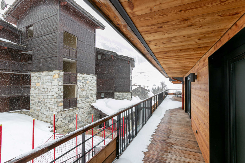 _lv_images__lot_0002340283_16_17402487