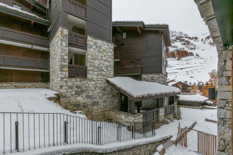 _lv_images__lot_0002340287_14_17427942