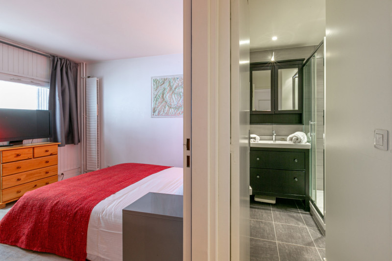 _lv_images__lot_0002340290_07_17940159