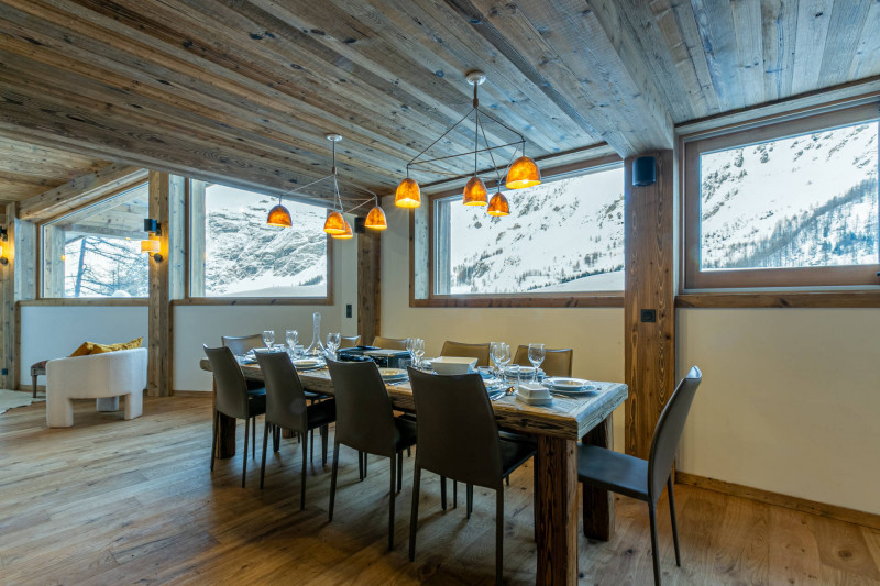 _lv_images__lot_0002340292_04_18178980