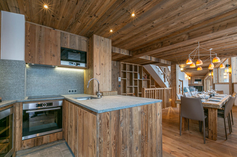 _lv_images__lot_0002340292_06_17415849