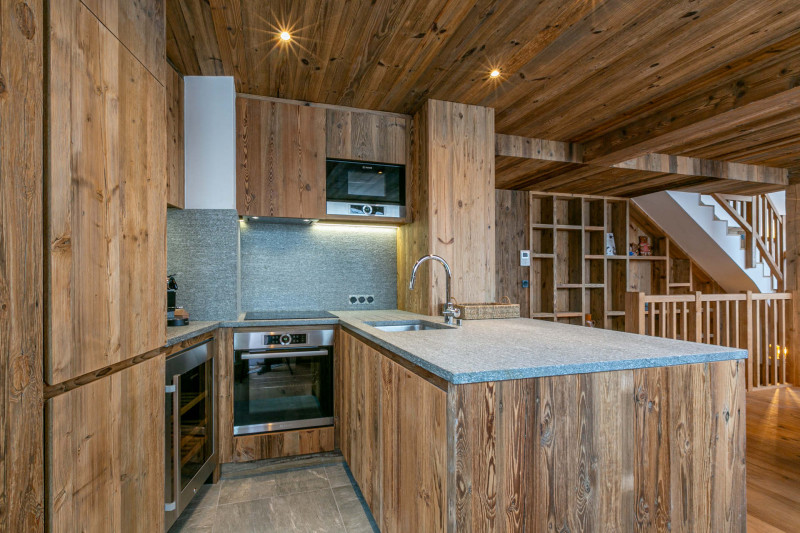 _lv_images__lot_0002340292_07_18547973