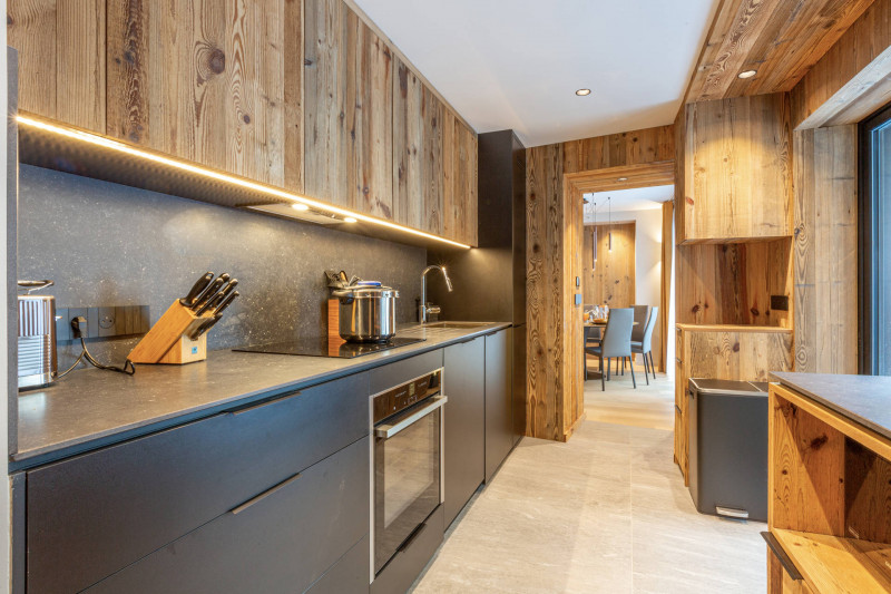 _lv_images__lot_0002340295_05_17400756 _lv_images__lot_0002340295_05_17400756