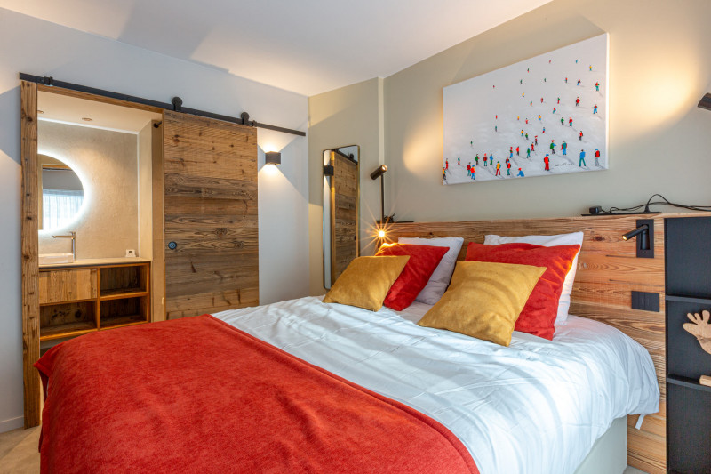 _lv_images__lot_0002340295_08_18065919 _lv_images__lot_0002340295_08_18065919