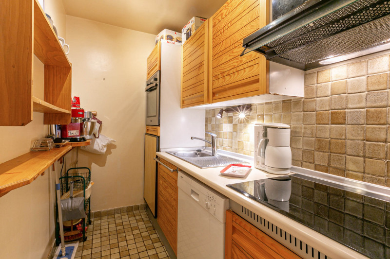 _lv_images__lot_0002340299_07_18003127