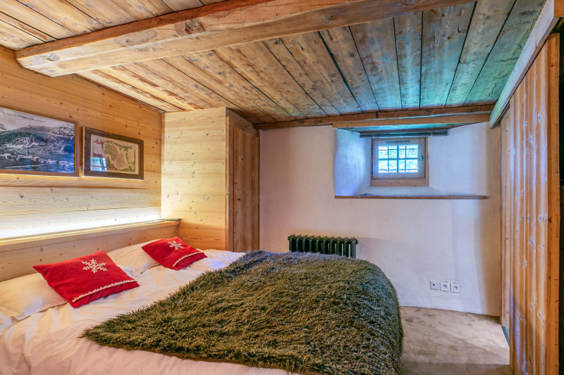 _lv_images__lot_0002340306_13_18359204 _lv_images__lot_0002340306_13_18359204