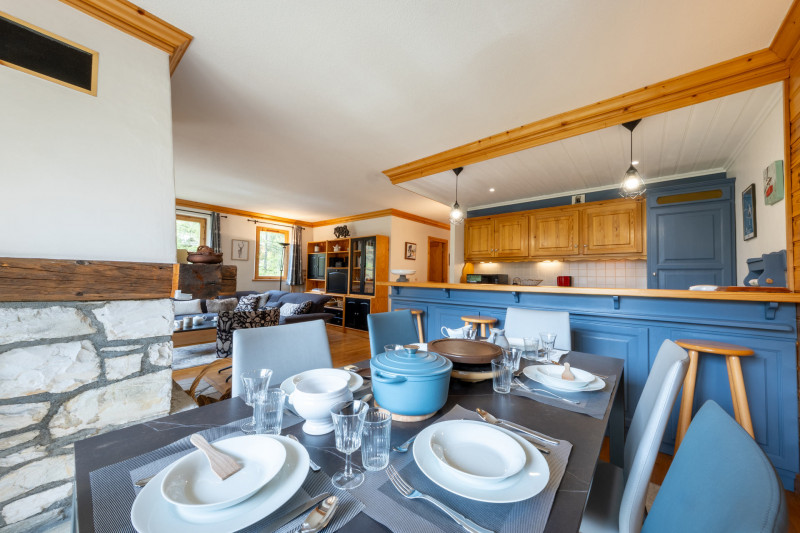 _lv_images__lot_0002340307_05_17408979