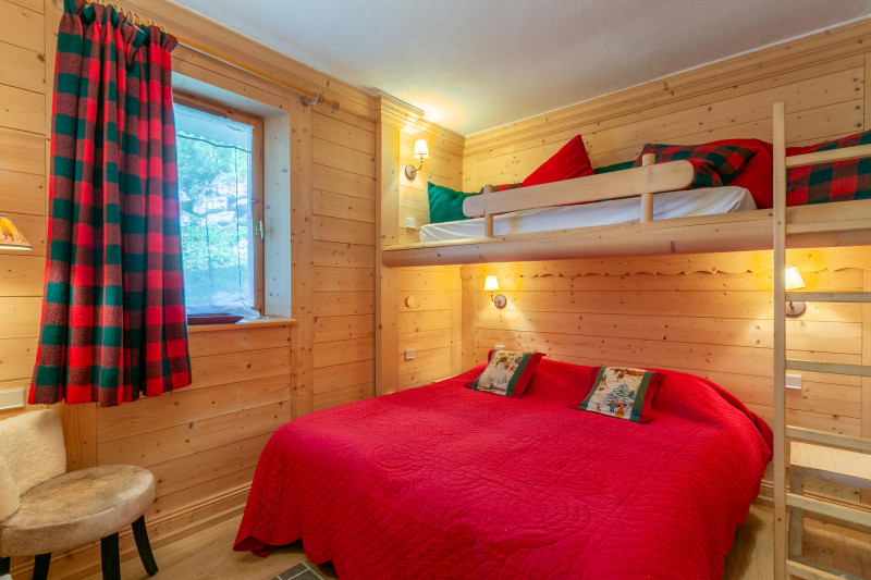 _lv_images__lot_0002340310_15_17298759