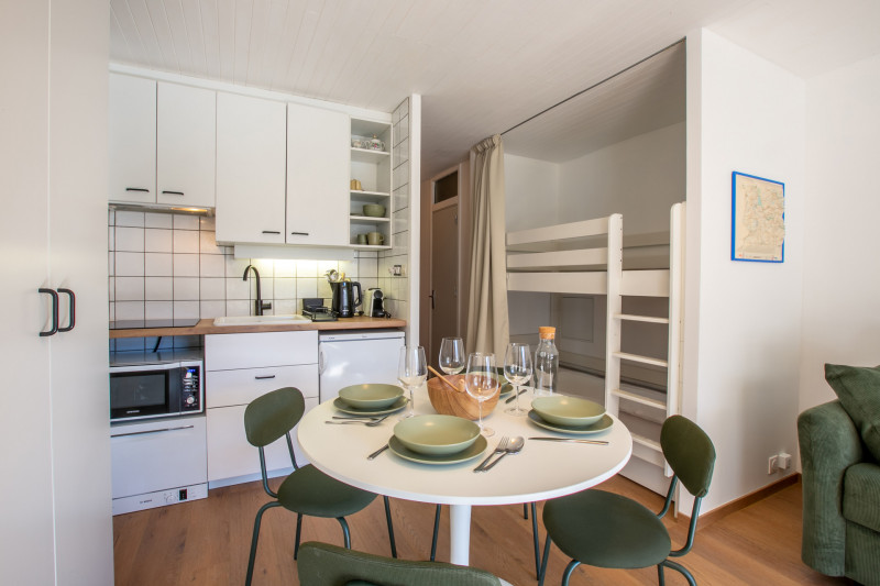 _lv_images__lot_0002340314_03_17382872 _lv_images__lot_0002340314_03_17382872