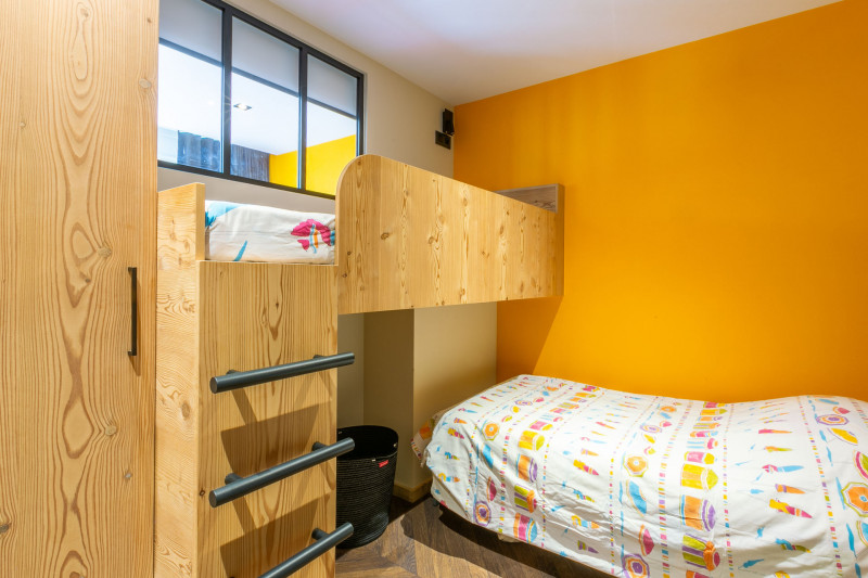 _lv_images__lot_0002340316_08_18003218 _lv_images__lot_0002340316_08_18003218