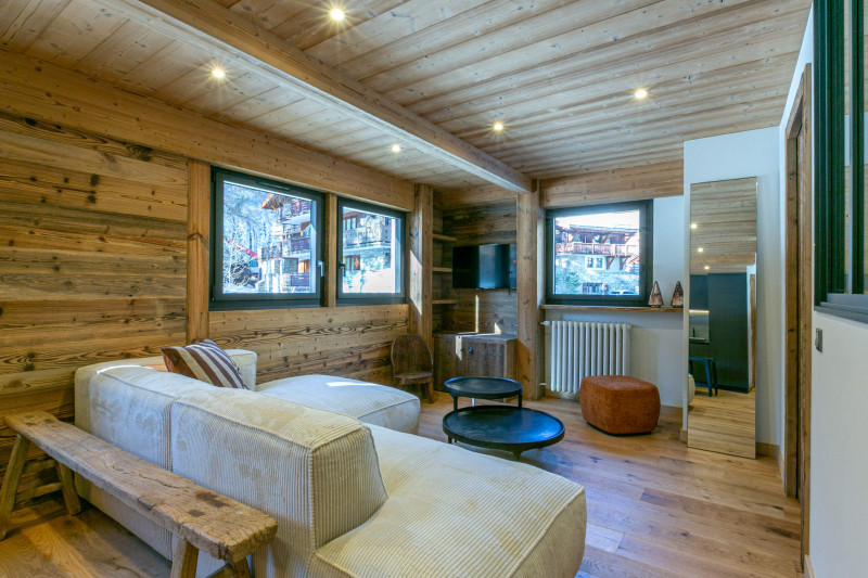 _lv_images__lot_0002340317_04_17776390 _lv_images__lot_0002340317_04_17776390