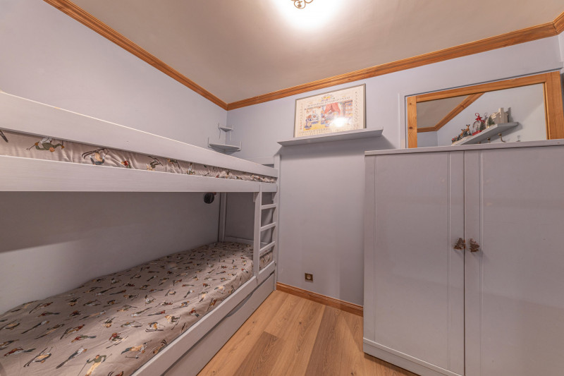 _lv_images__lot_0002340323_14_18179322 _lv_images__lot_0002340323_14_18179322