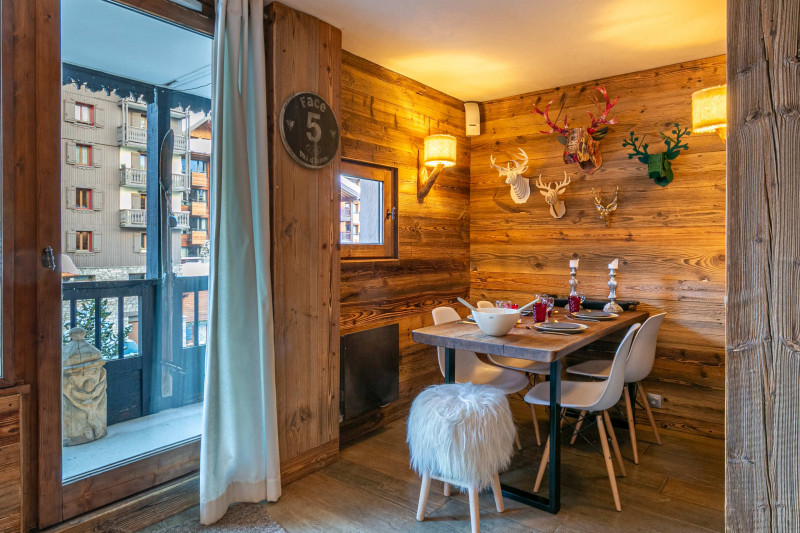 _lv_images__lot_0002340326_06_18305153 _lv_images__lot_0002340326_06_18305153