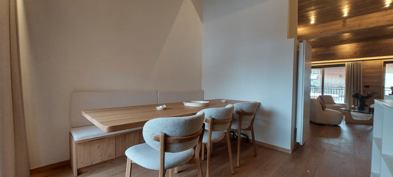 _lv_images__lot_0002340328_04_17314829 _lv_images__lot_0002340328_04_17314829