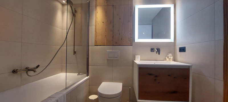 _lv_images__lot_0002340329_15_17381876 _lv_images__lot_0002340329_15_17381876