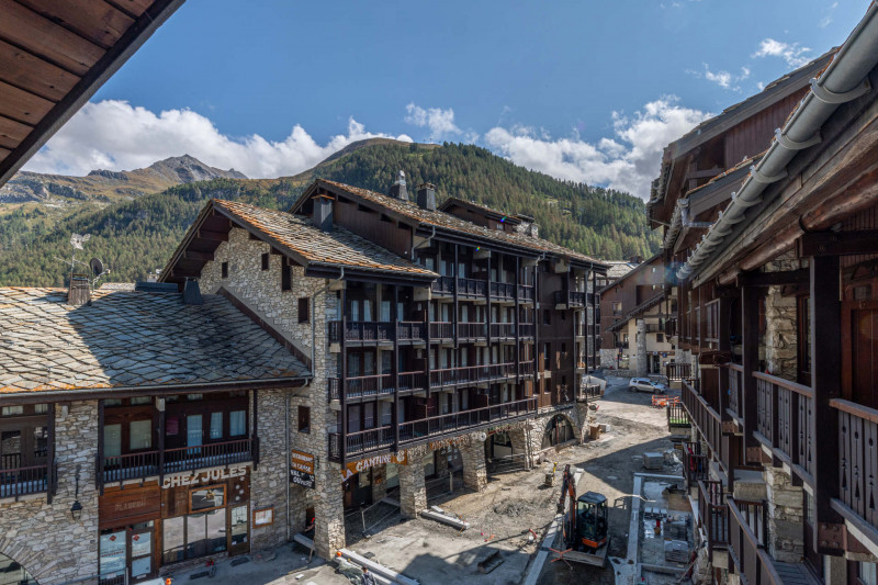 _lv_images__lot_0002340330_13_19327923 _lv_images__lot_0002340330_13_19327923